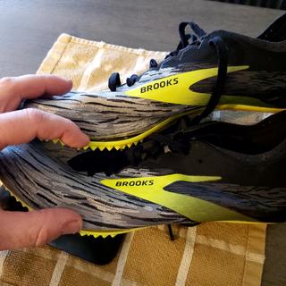 ブルックス　QW-K v4 27.0 QW-K v4 | Unisex Racing Spikes | Brooks Running