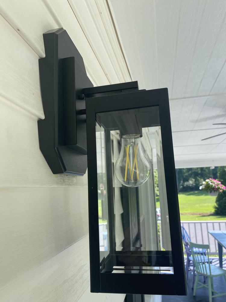 Quoizel Westover 14 1/4