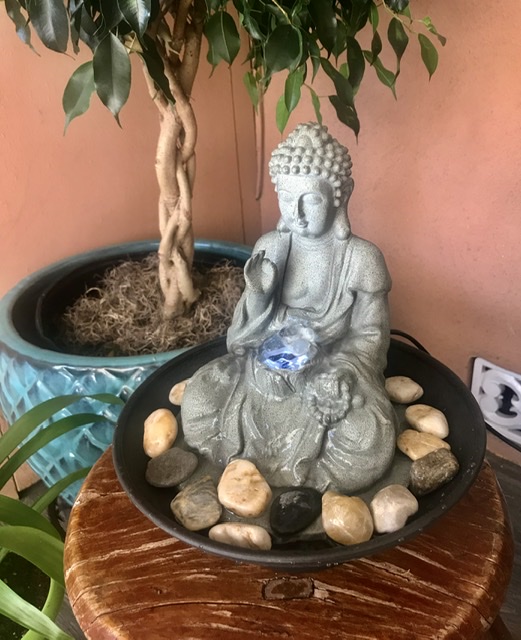 ヘレンド　フィギュリン　ブッダ　仏陀　Buddha 61TaNkFXz9L._UF350,350_QL80_.jpg