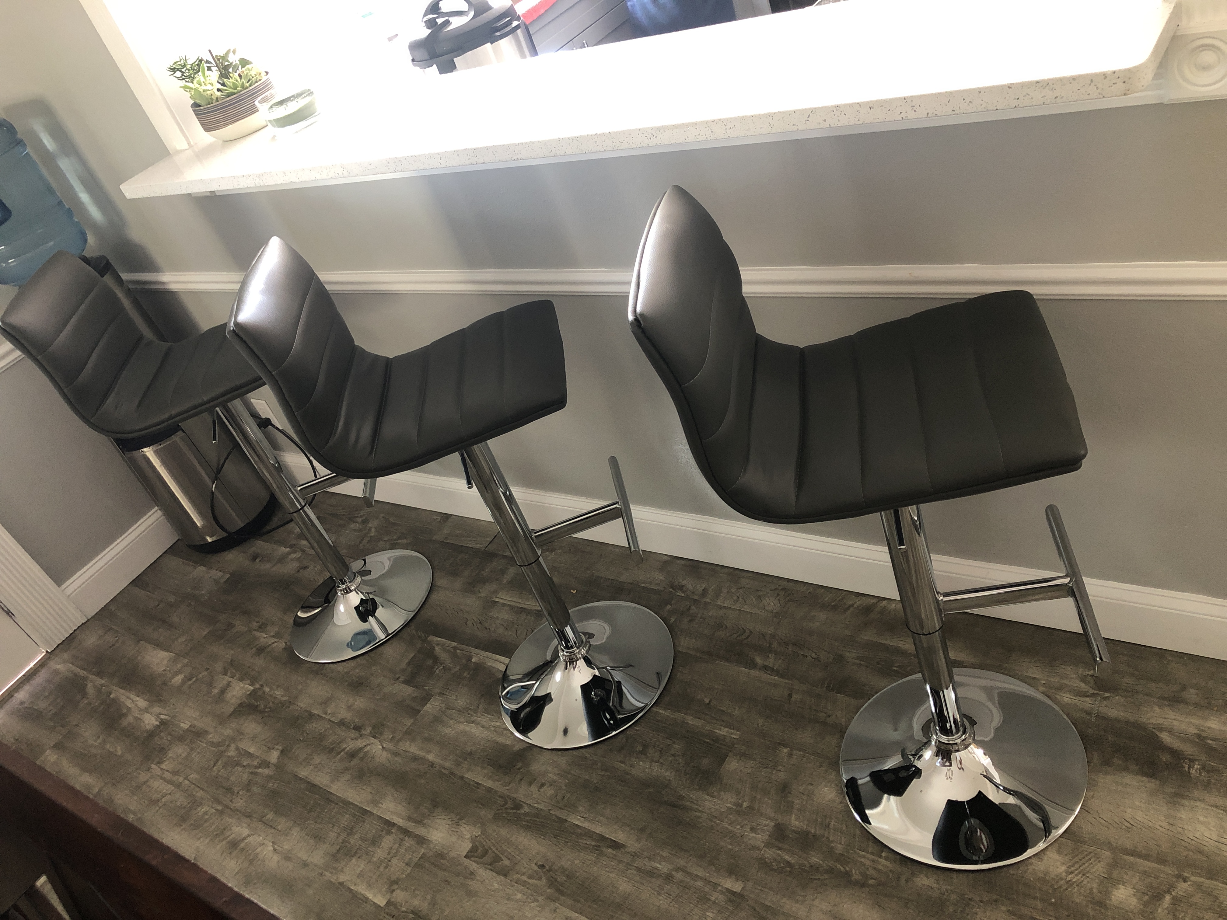 Sunpan Modern Motivo Gray Faux Leather Adjustable Height