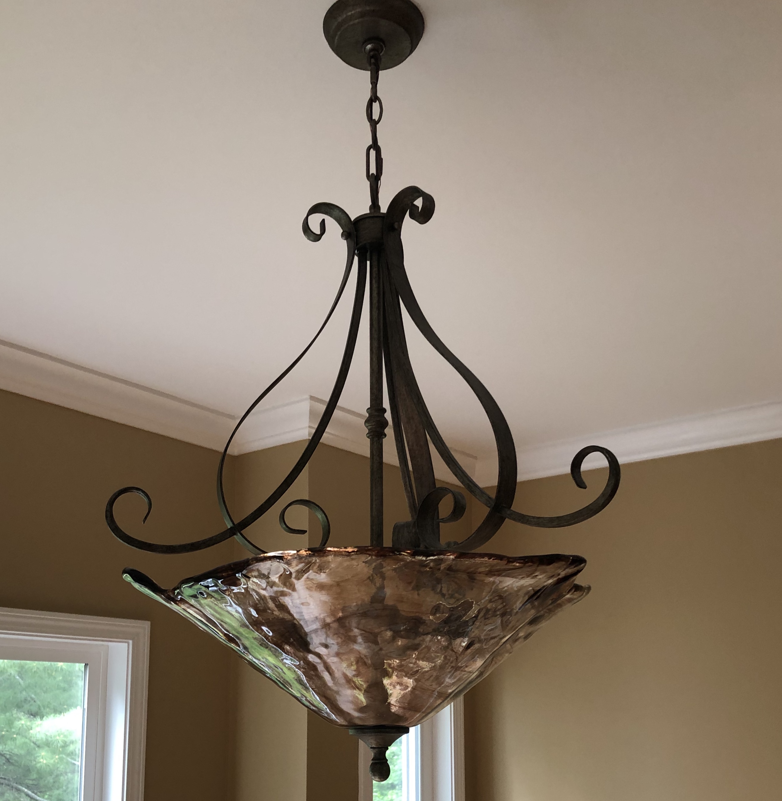 Franklin Iron Works Amber Scroll 24 3/4