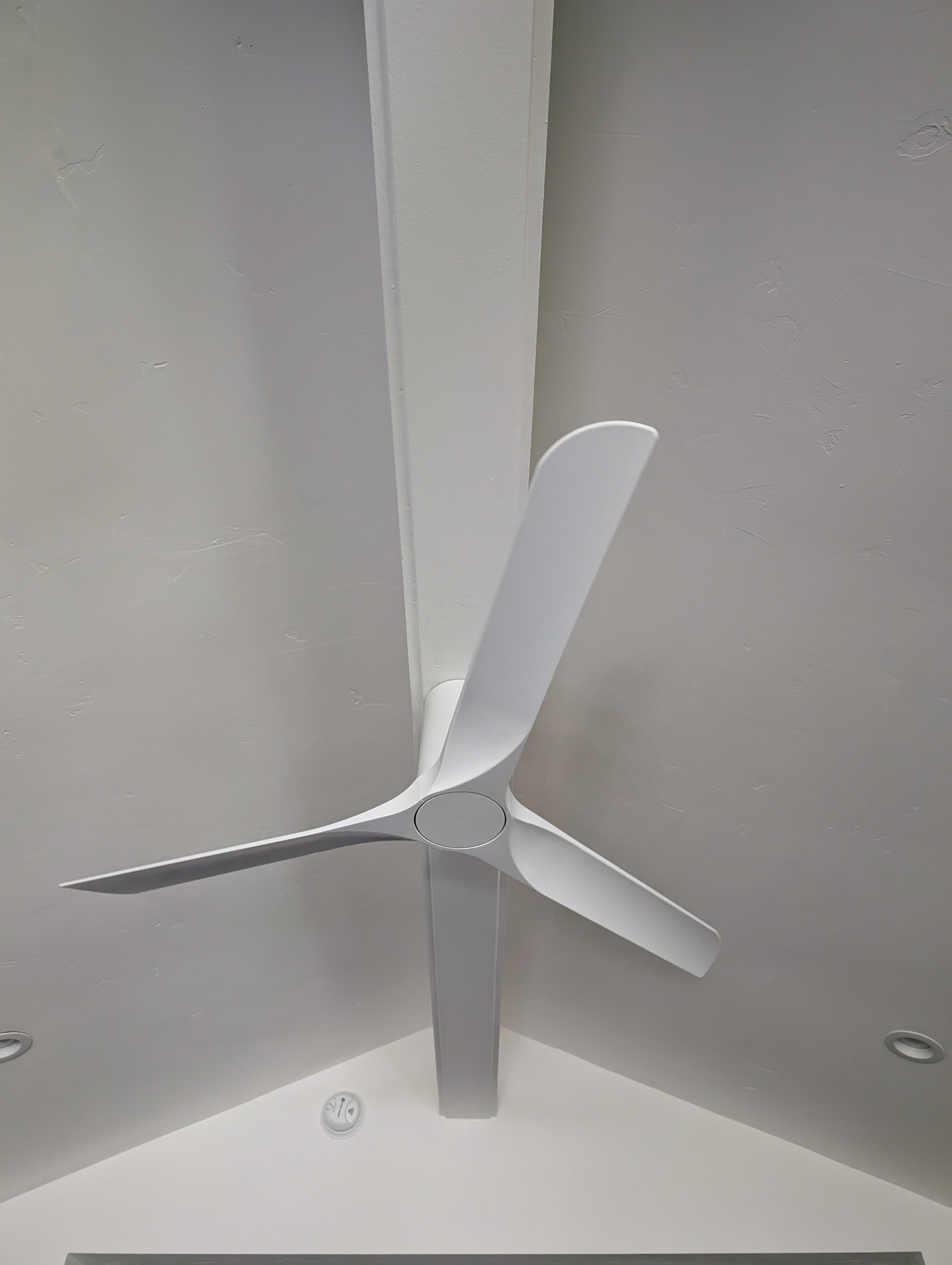 風 CCG 白 フォン Amazon.com: ID-COOLING FROZN A410 ARGB White - 6