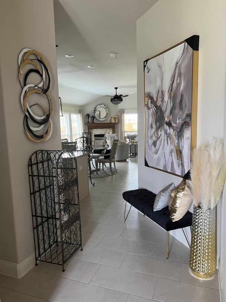 Dahlia Studios Manhattan 38 1/4