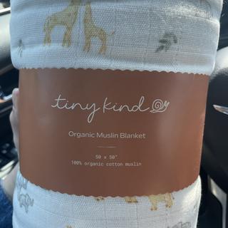 Submitted by Tiny kind Muslin blanket