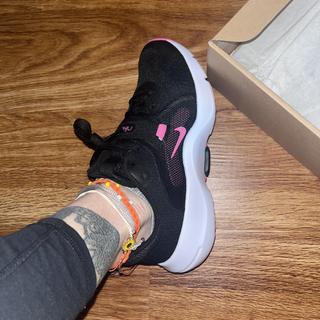 Enviado por Running shoe