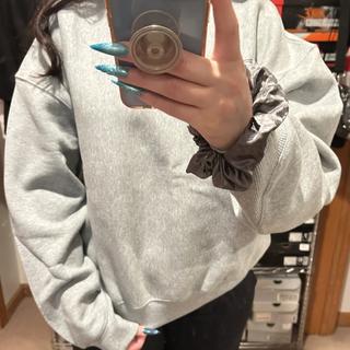 Enviado por Crew Sweatshirt