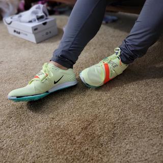 Enviado por Nike Air Zoom shoes