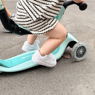Enviado por Baby Kicks