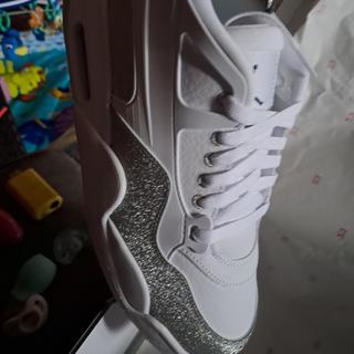 Enviado por courtneys977753281