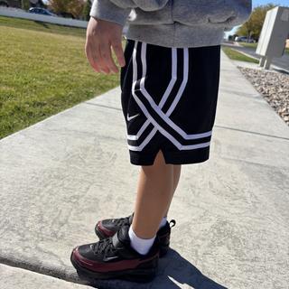 Submitted by Air Max Bia for Bubba