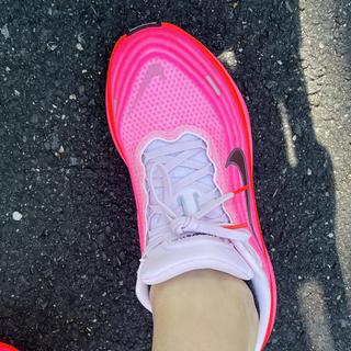 Submitted by Nike Volermo Plus Running Sneaker