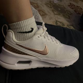 Enviado por Stella160852497