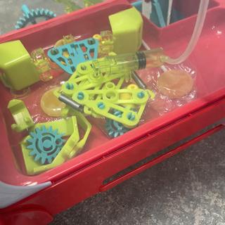 Grabber apart