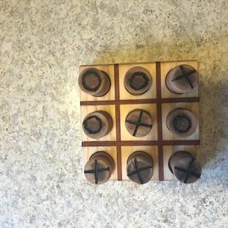 shasta hendrixs tic tac toe 