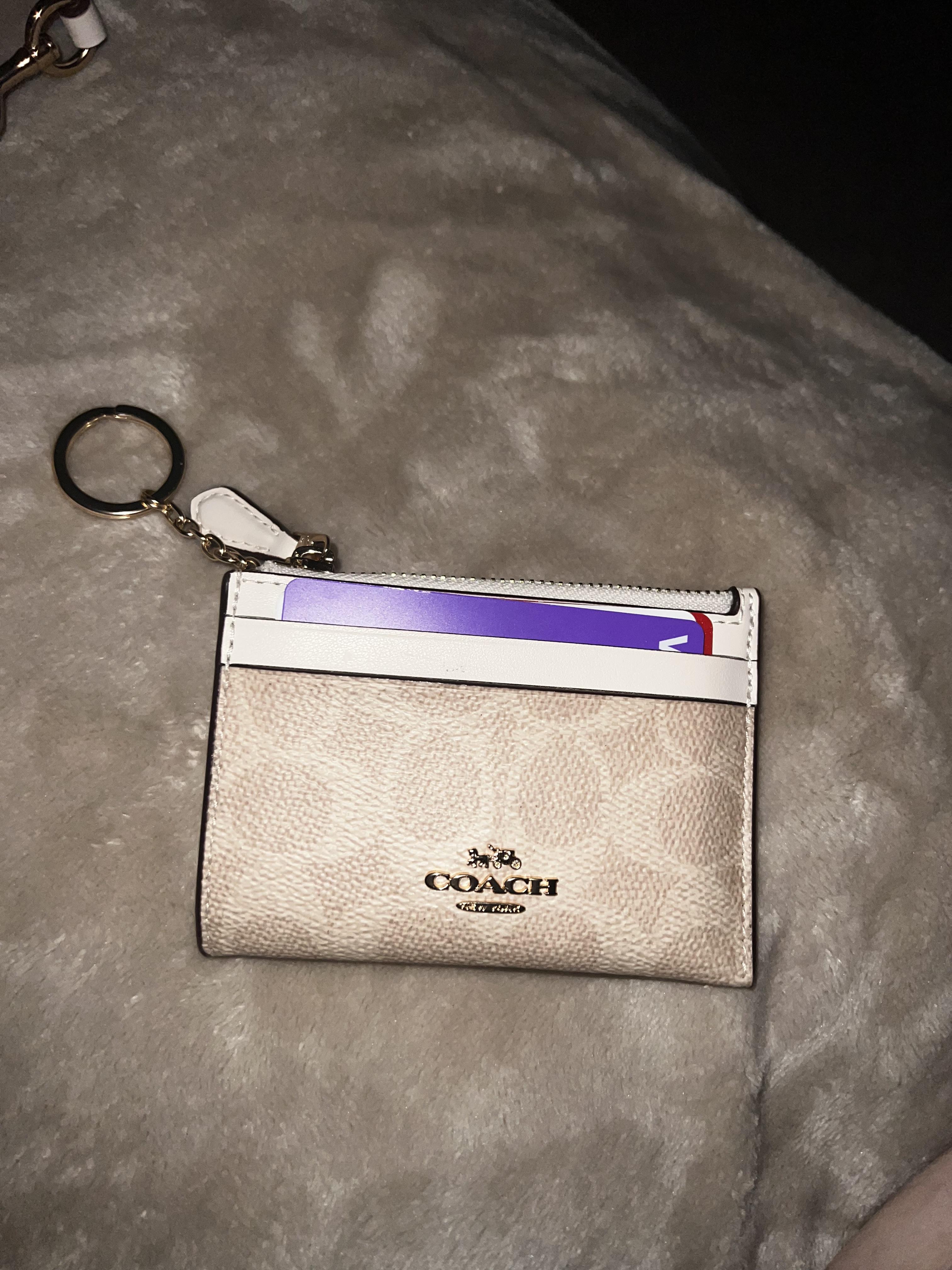 超レア！Coach X Peanuts MINI SKINNY ID CASE 在庫確認ください 超レア！Coach X Peanuts MINI SKINNY ID CASE 在庫確認ください