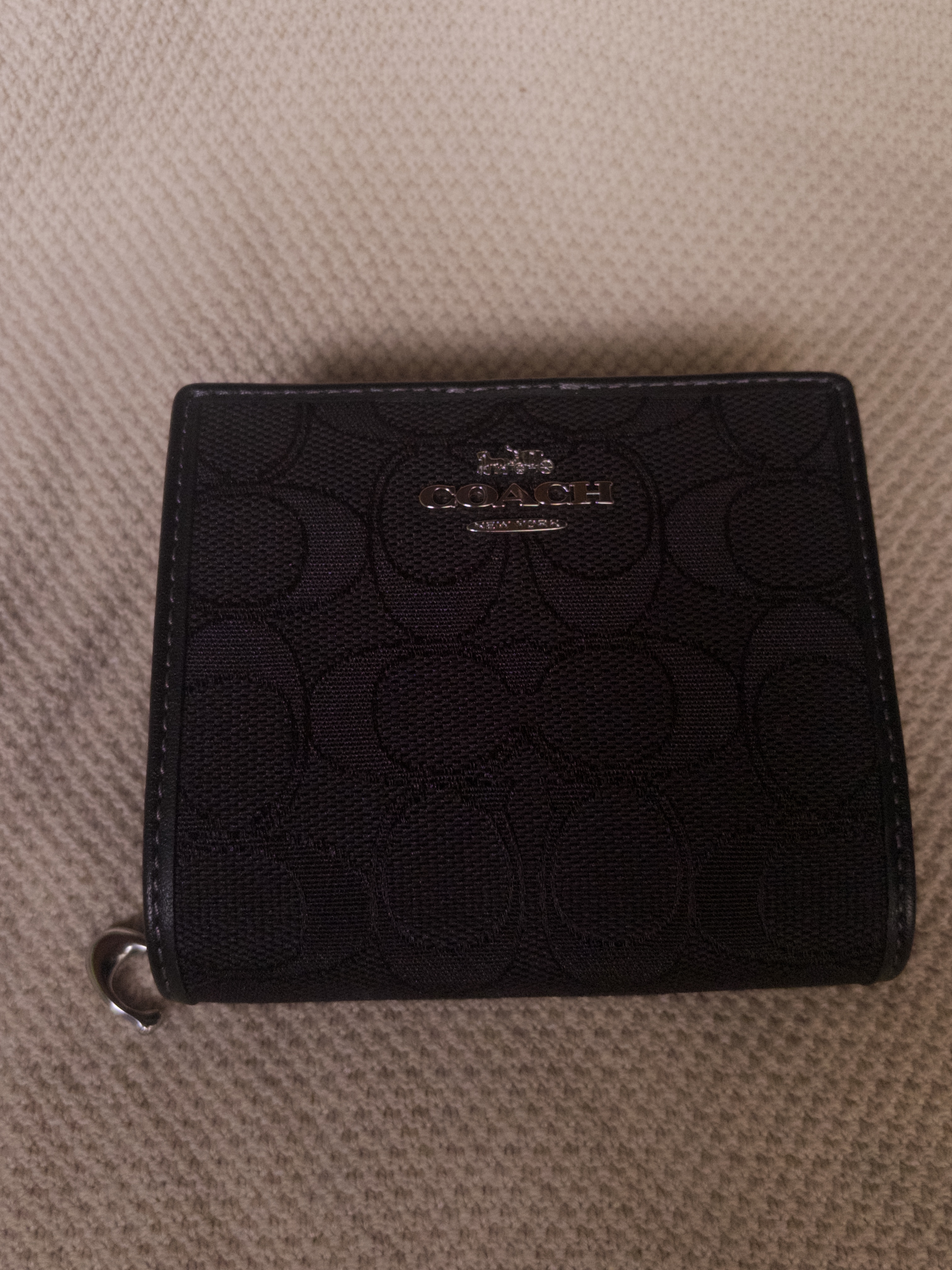 【COACH】二つ折り財布 Snap Wallet With Rivets COACH® Outlet | Snap Wallet With Rivets