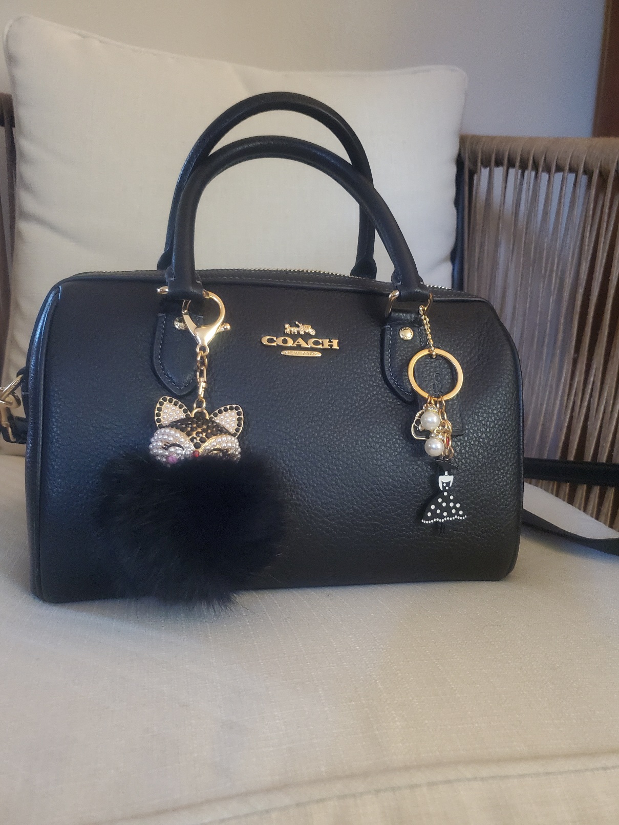 【Coach X Peanuts】ローワン サッチェルバッグ CBM33 COACH® Outlet | Coach X Peanuts Rowan Satchel Bag In