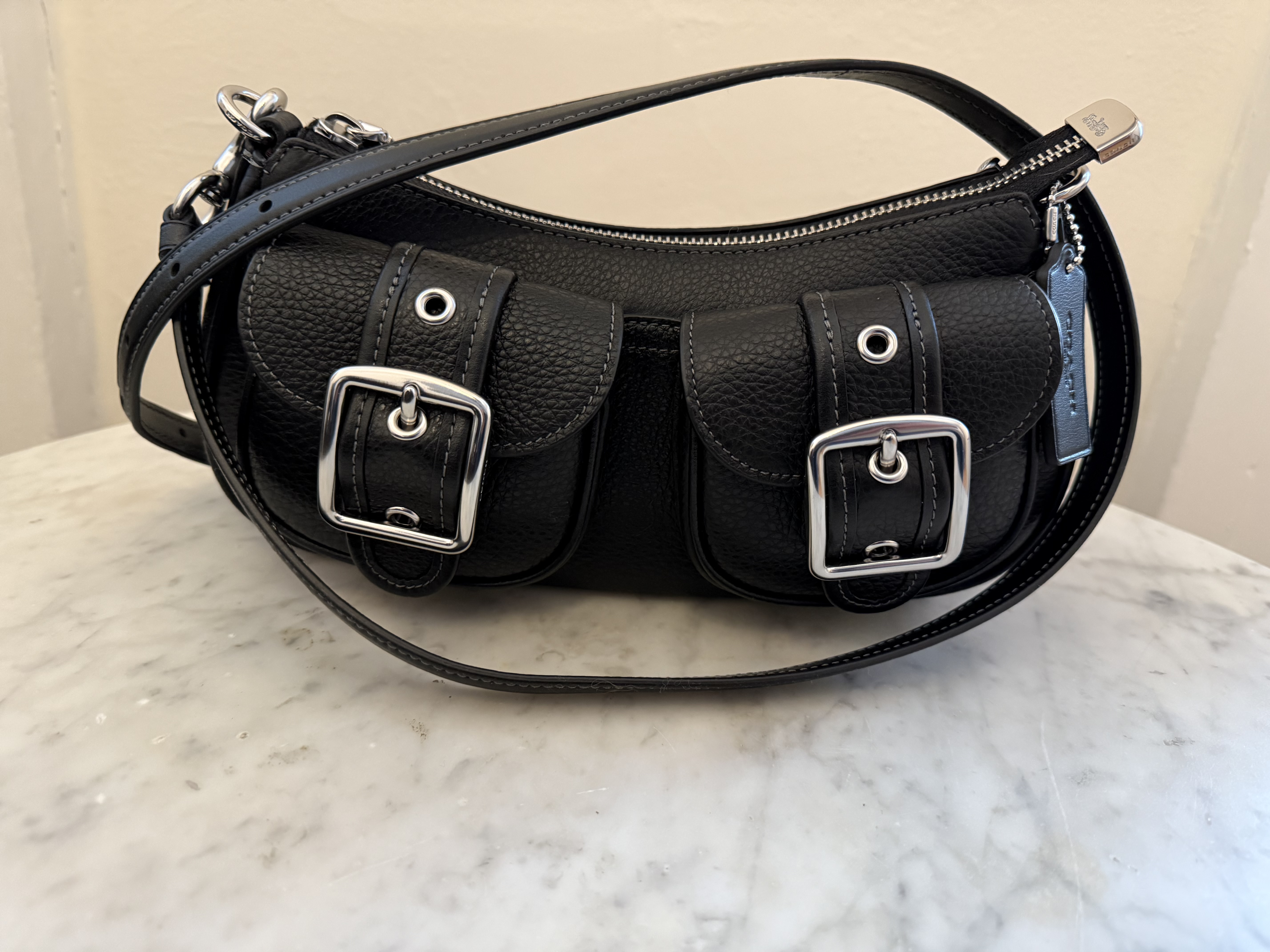 コーチ Ashton ワンショルダーバッグ ハンドバッグ CY658 ブラック 公式】コーチアウトレット | アシュトン バッグ・シグネチャー キャンバス