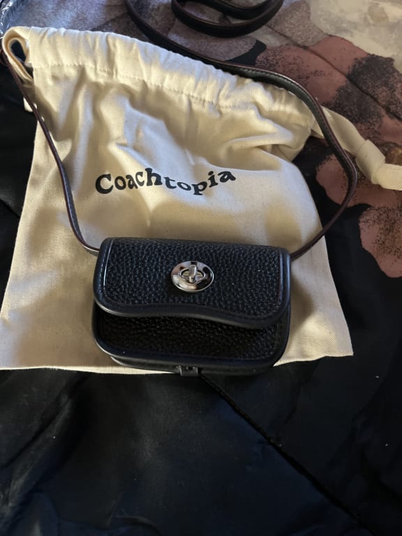 Wavy Wallet In Coachtopia Leather | Coachtopia ™