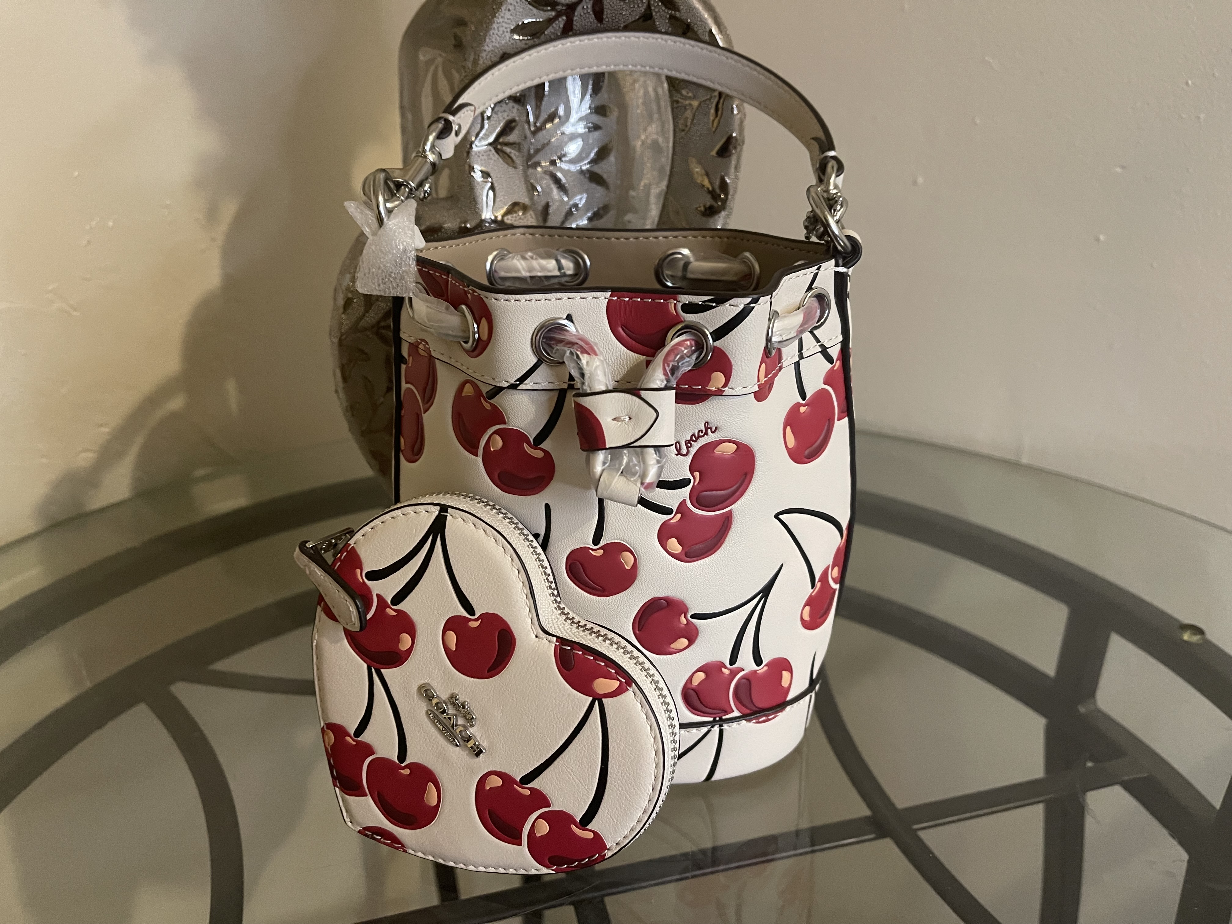 【BOLSAC】poppy bucket bag _ cherry Coach Mini Bucket Bag With Cherry Print | Brixton Baker