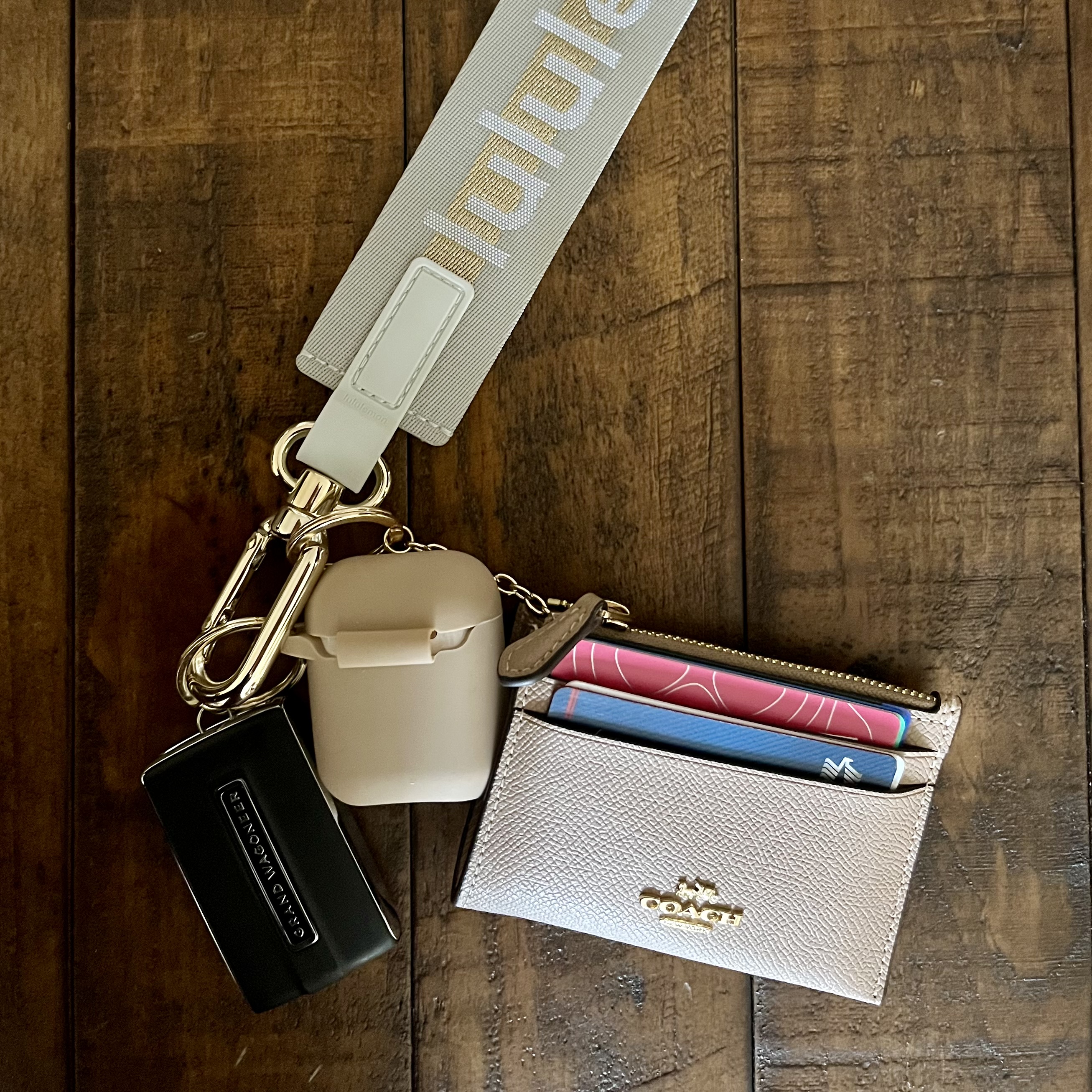 Perfect Little Keychain Id Holder Perfect Little Keychain Id Holder