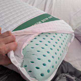 Bio Aloe Blu Sleep Cooling Memory Foam Pillow | Linen Chest