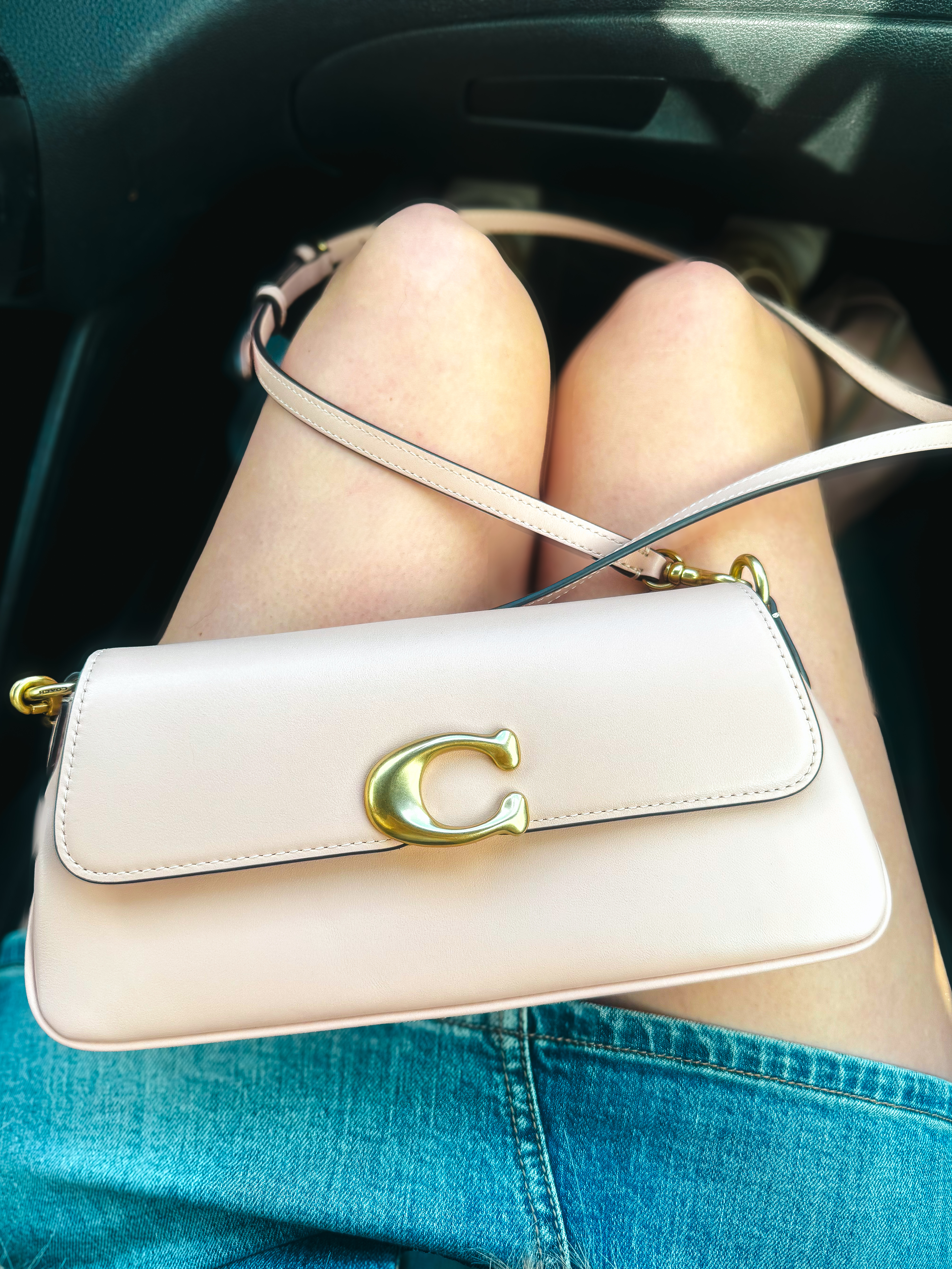 Jet Shoulder Bag In Signature Canvas | Coach New Zealand