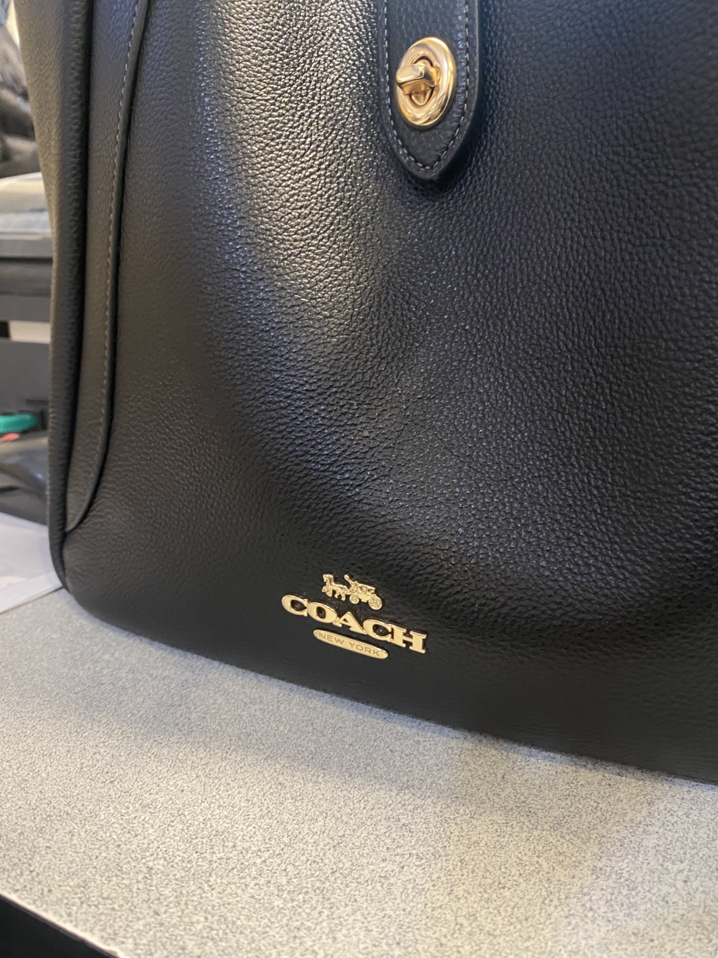 Hadley Turnlock Tote Bag | Coach New Zealand