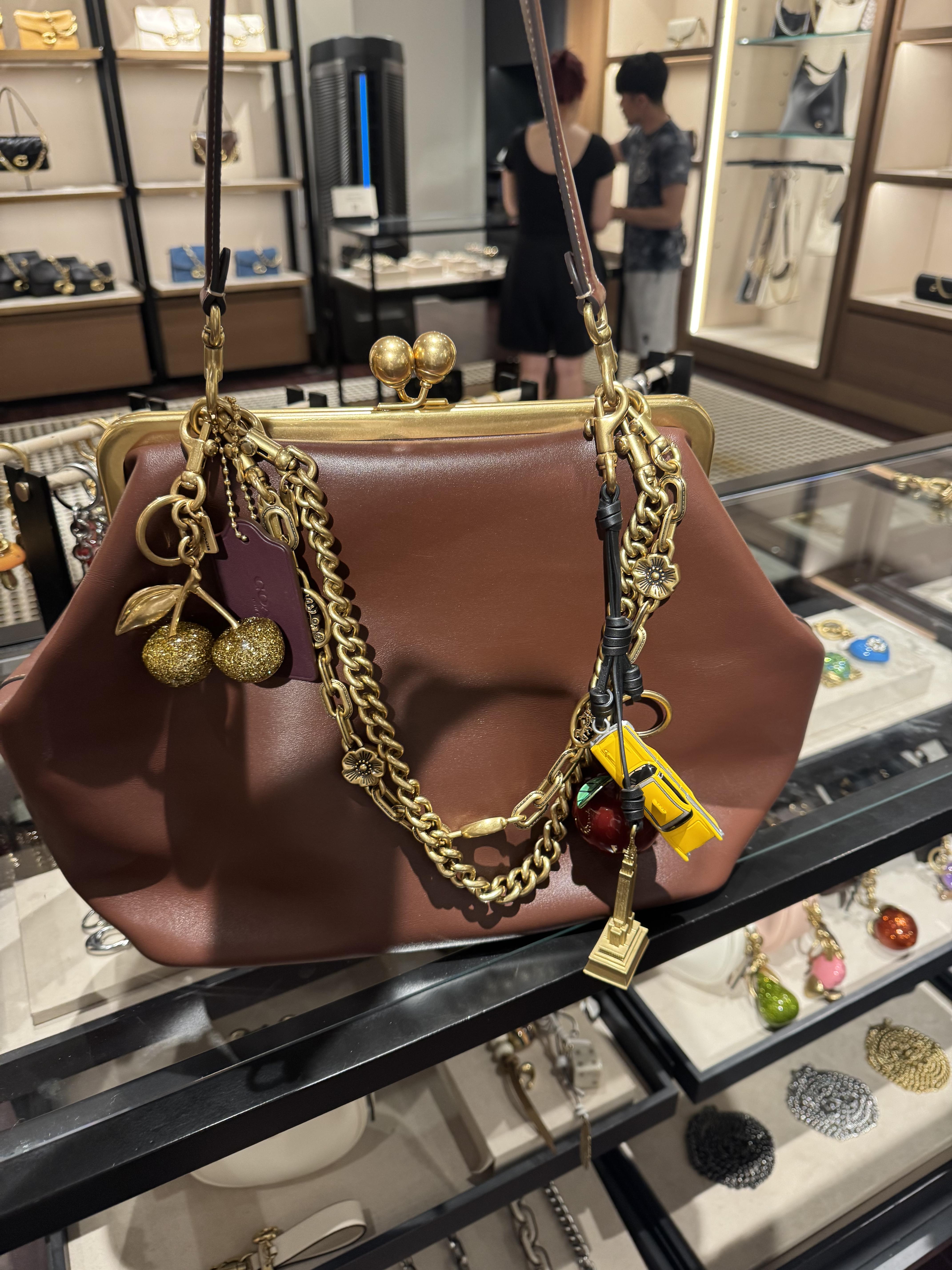 Small New York Cluster Bag Charm | Coach New Zealand