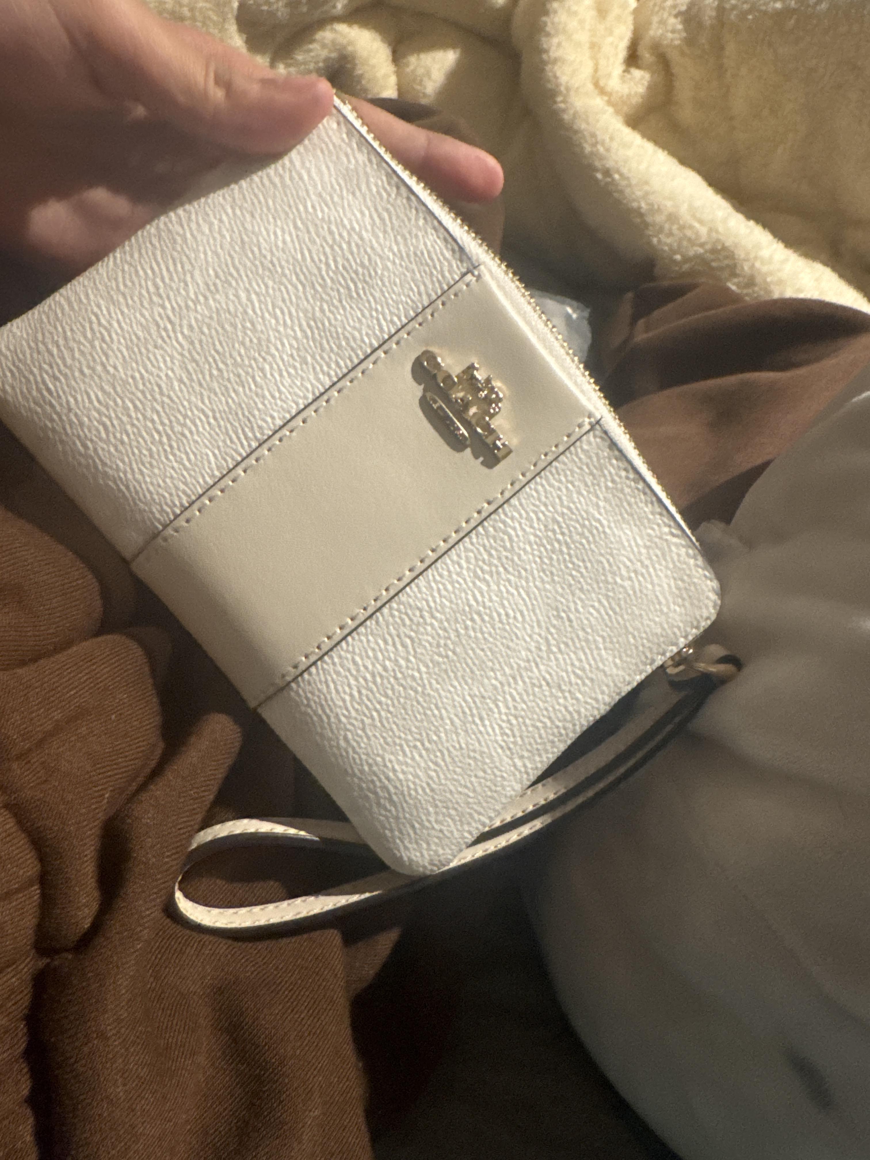 Corner Zip Wristlet In Pretty Signature Canvas | Coach New Zealand