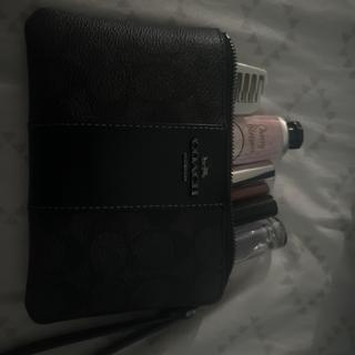 Corner Zip Wristlet In Signature Denim | Coach New Zealand