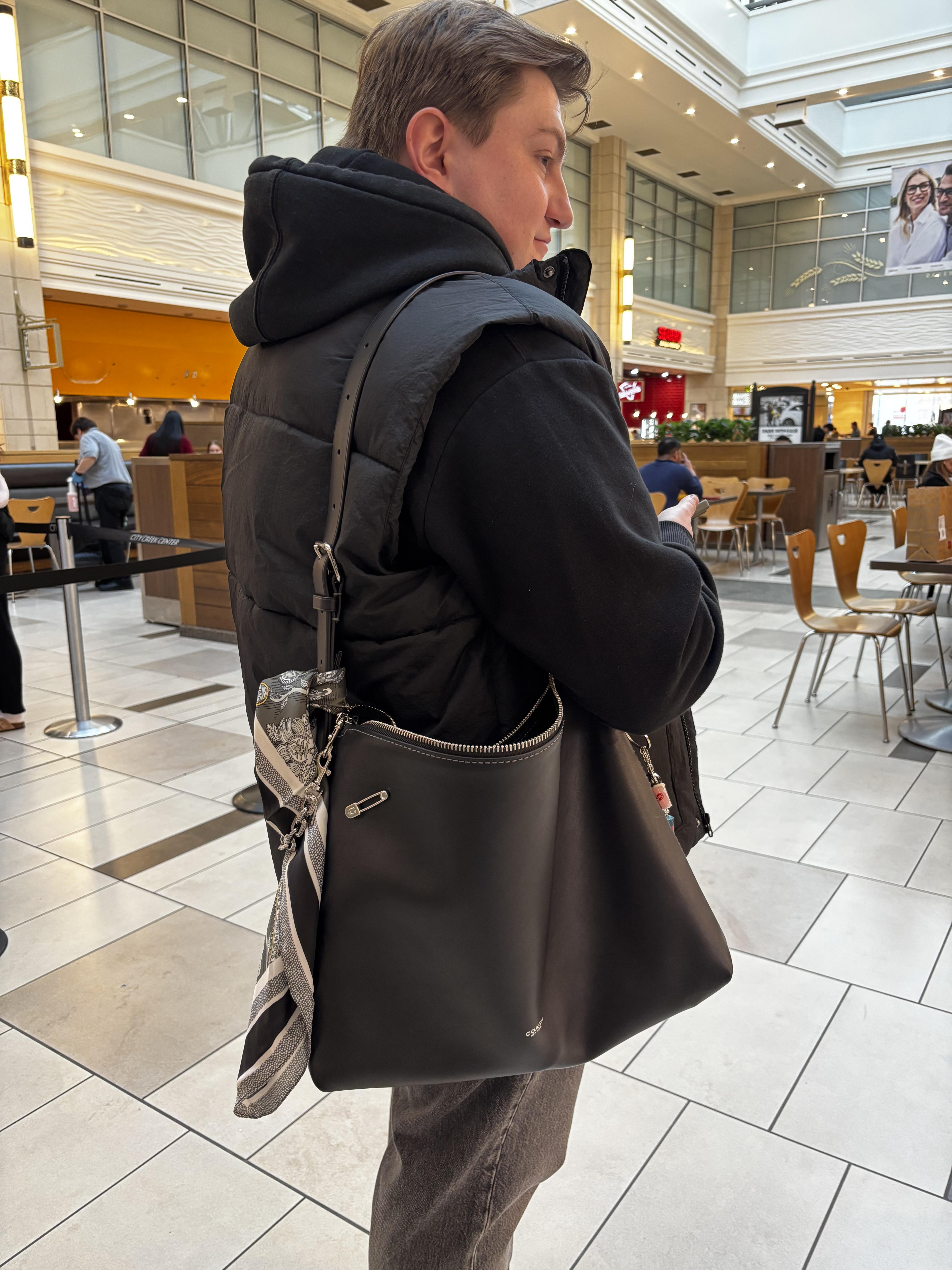 Mott Messenger Bag 38 | Coach New Zealand