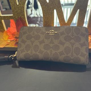 Long Zip Around Wallet In Signature Canvas | Coach New Zealand
