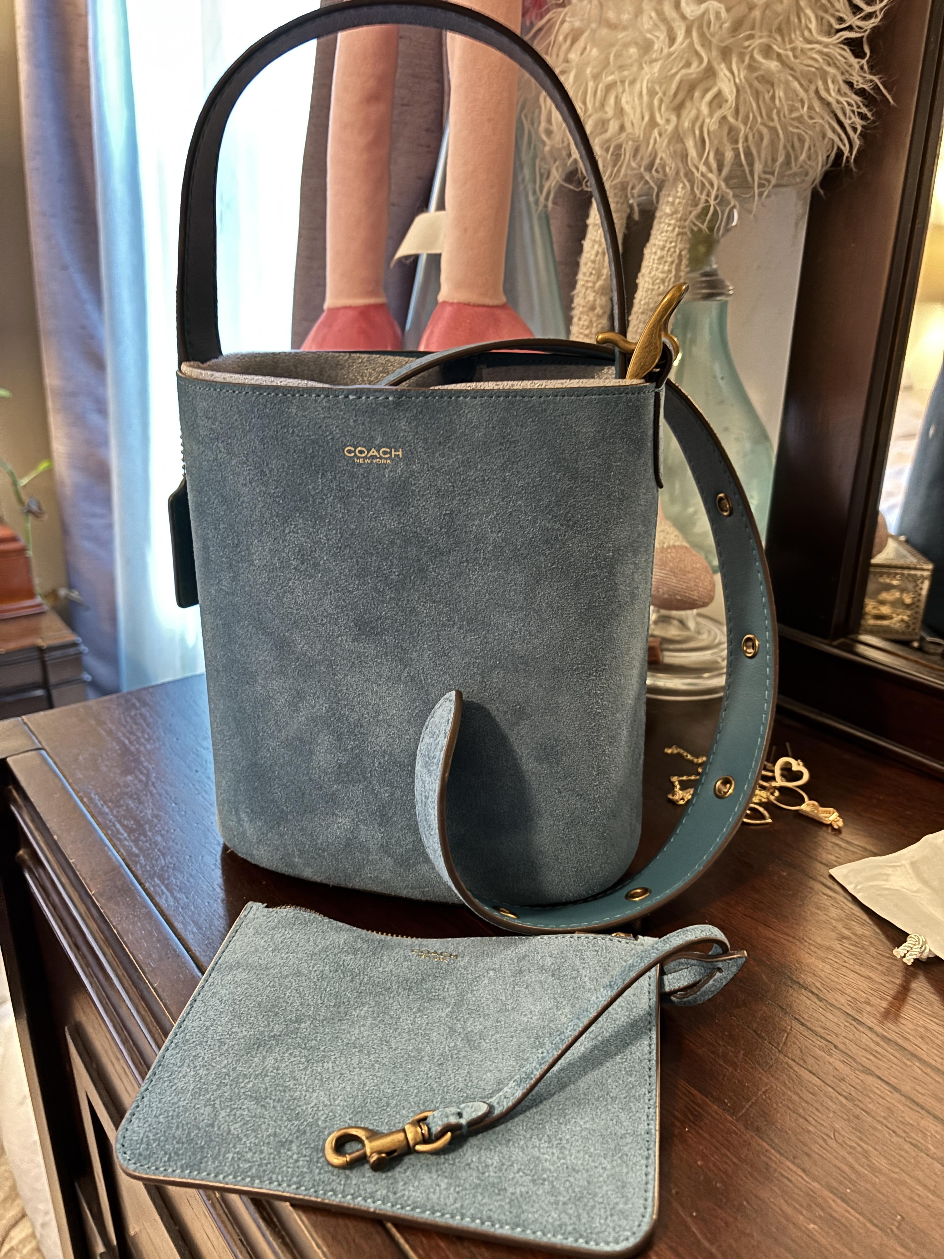 Bleecker Bucket Bag 21 | Coach New Zealand