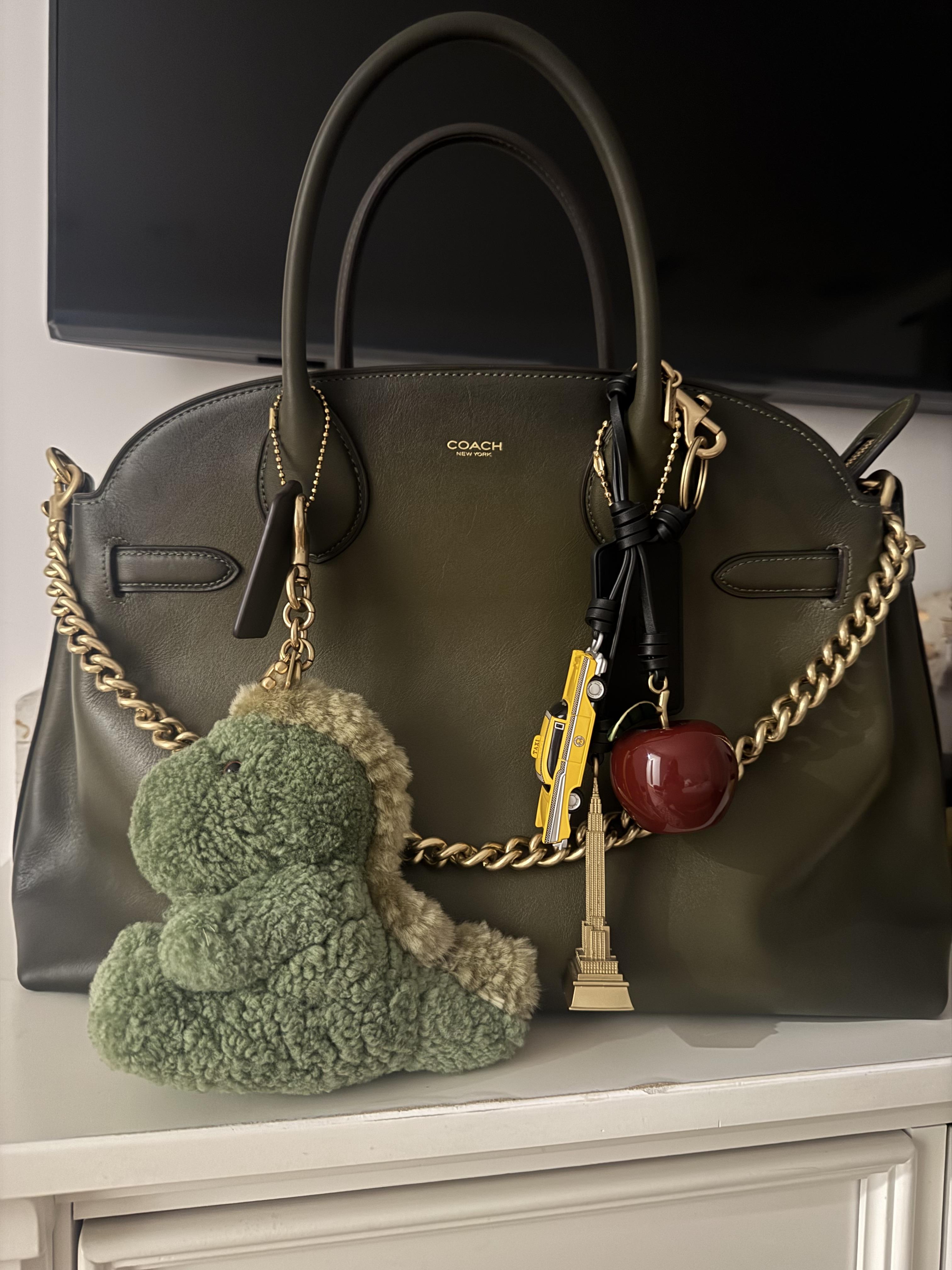 Small New York Cluster Bag Charm | Coach New Zealand