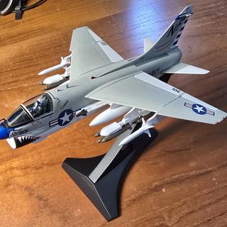 センチュリーウィングス A-7E コルセアII VA-93 (782945) センチュリーウィングス A-7E コルセアII VA-93 (782945)