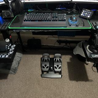 Thrustmaster Flight Rudder Pedals Thrustmaster Flight Rudder Pedals