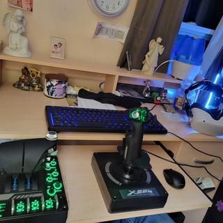 Logitech X56 HOTAS RGB Throttle and Stick Logitech X56 HOTAS RGB Throttle and Stick