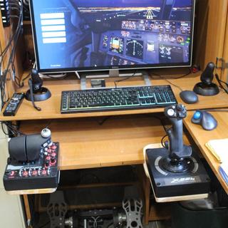 Logitech X56 HOTAS RGB Throttle and Stick Logitech X56 HOTAS RGB Throttle and Stick