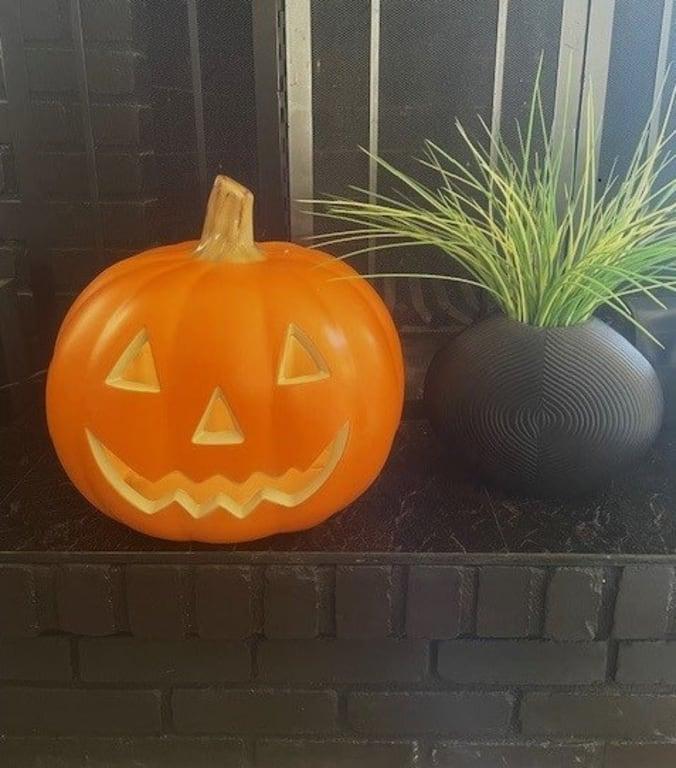 Halloween Jack-o'-Lantern Orange Blow Mold Pumpkin, 16"