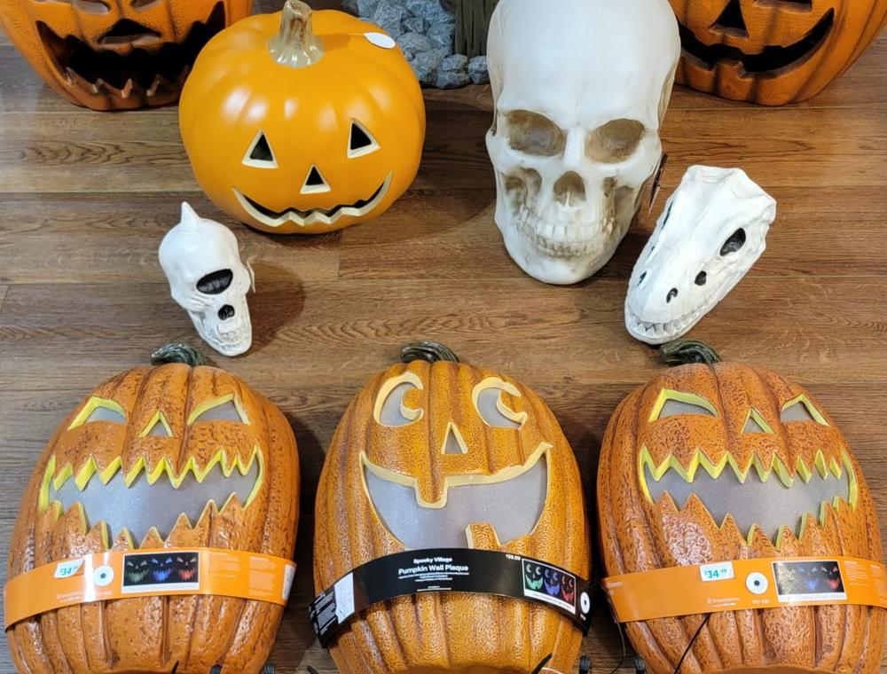 Happy Haunting Giant Jack-o'-Lantern Wall Plaque, 22.8"