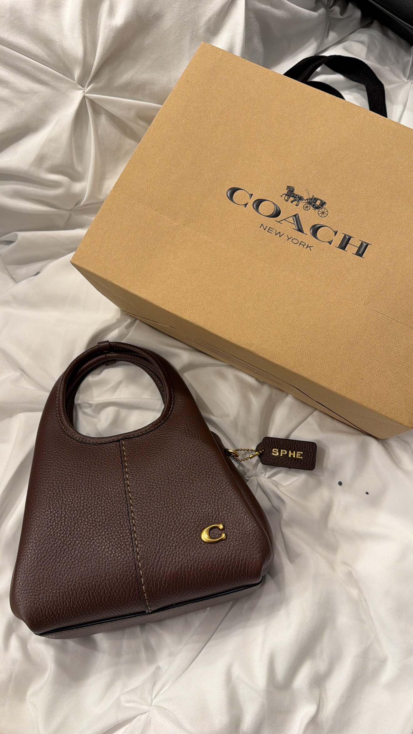 Lana Shoulder Bag 19 | Bags | Coach | COACH®