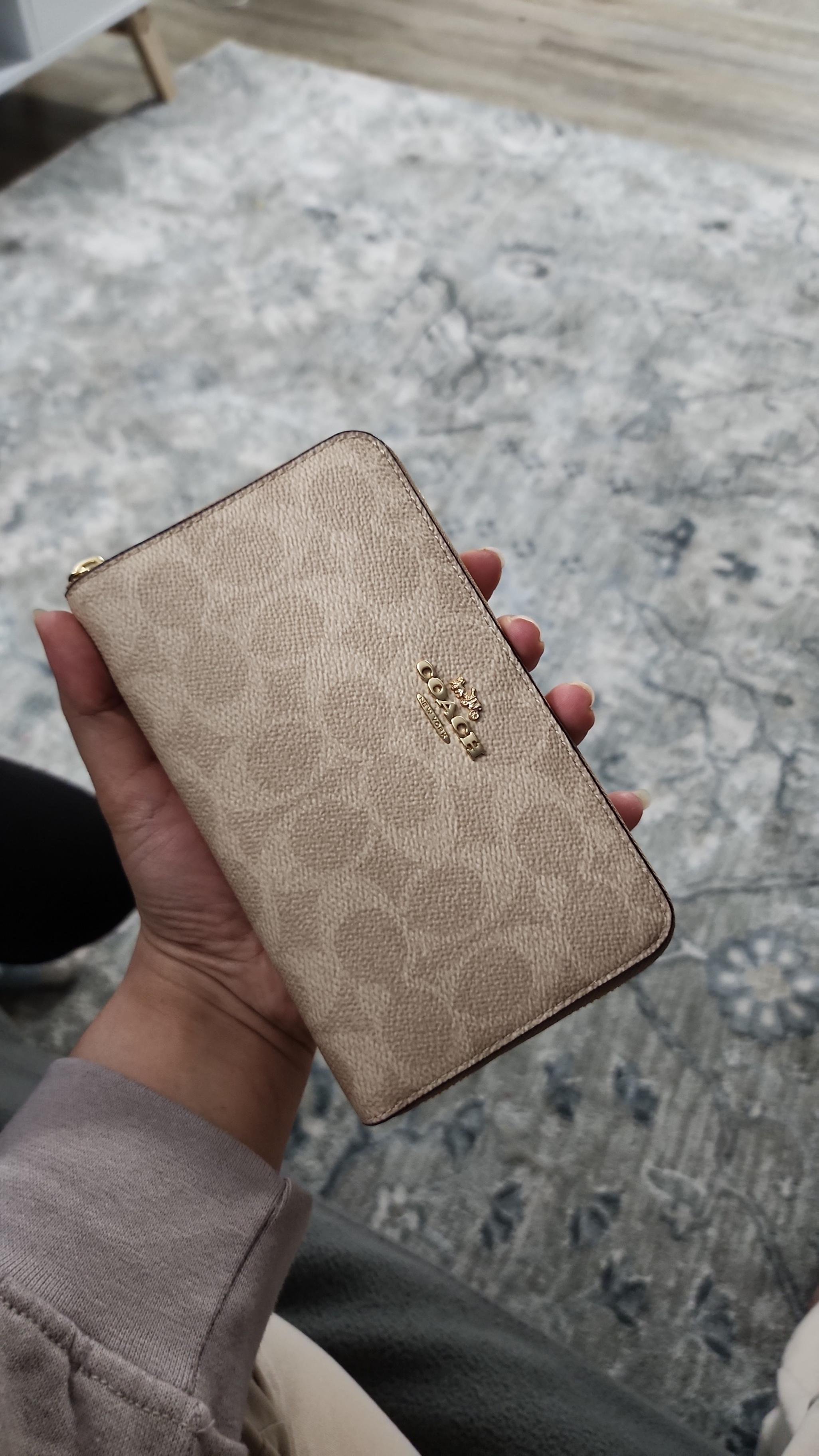Medium ID Zip Wallet | COACH®