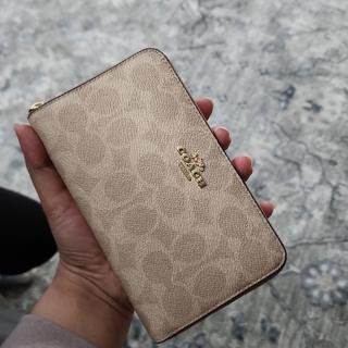 Medium Id Zip Wallet In Signature Canvas | Wallets | Coach | COACH®