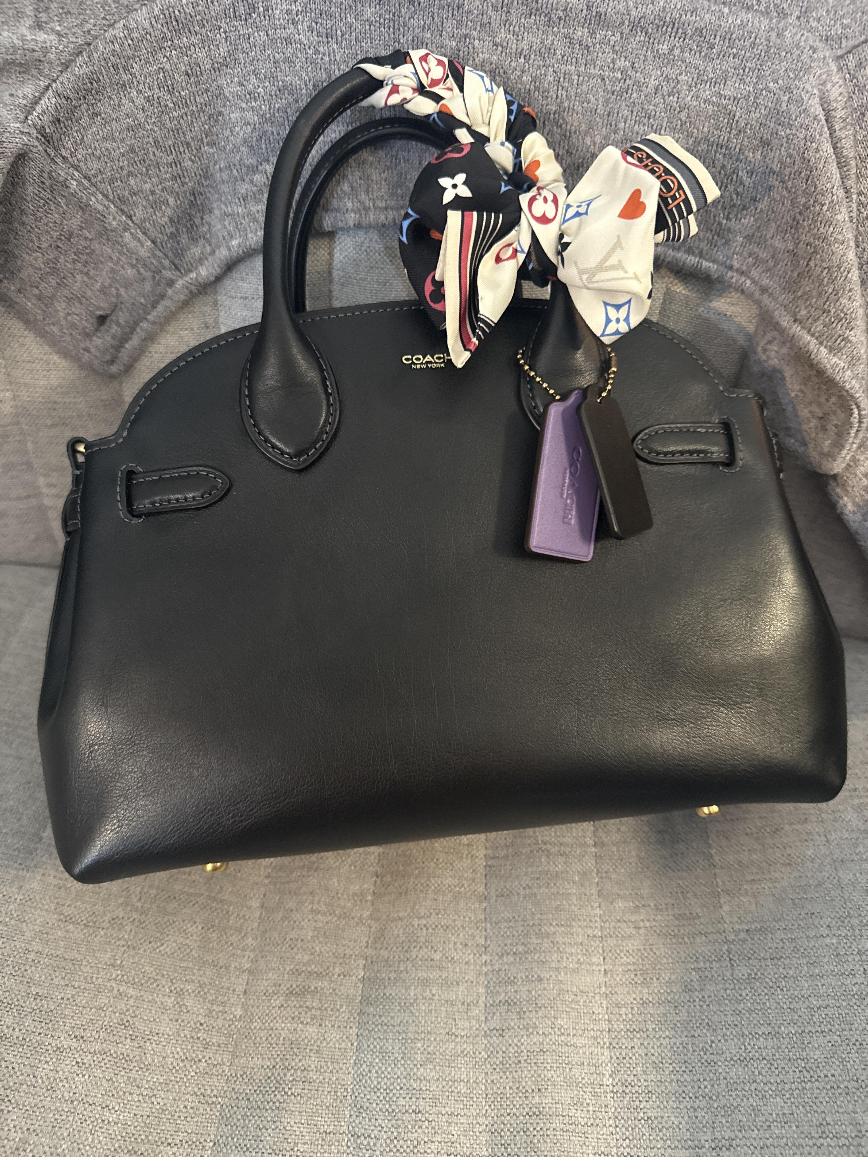 専用です COACH カ―タ―キャリ―オ―ル28 2way （chaik) Soft Empire Carryall Bag 28 | Bags | Coach | COACH®