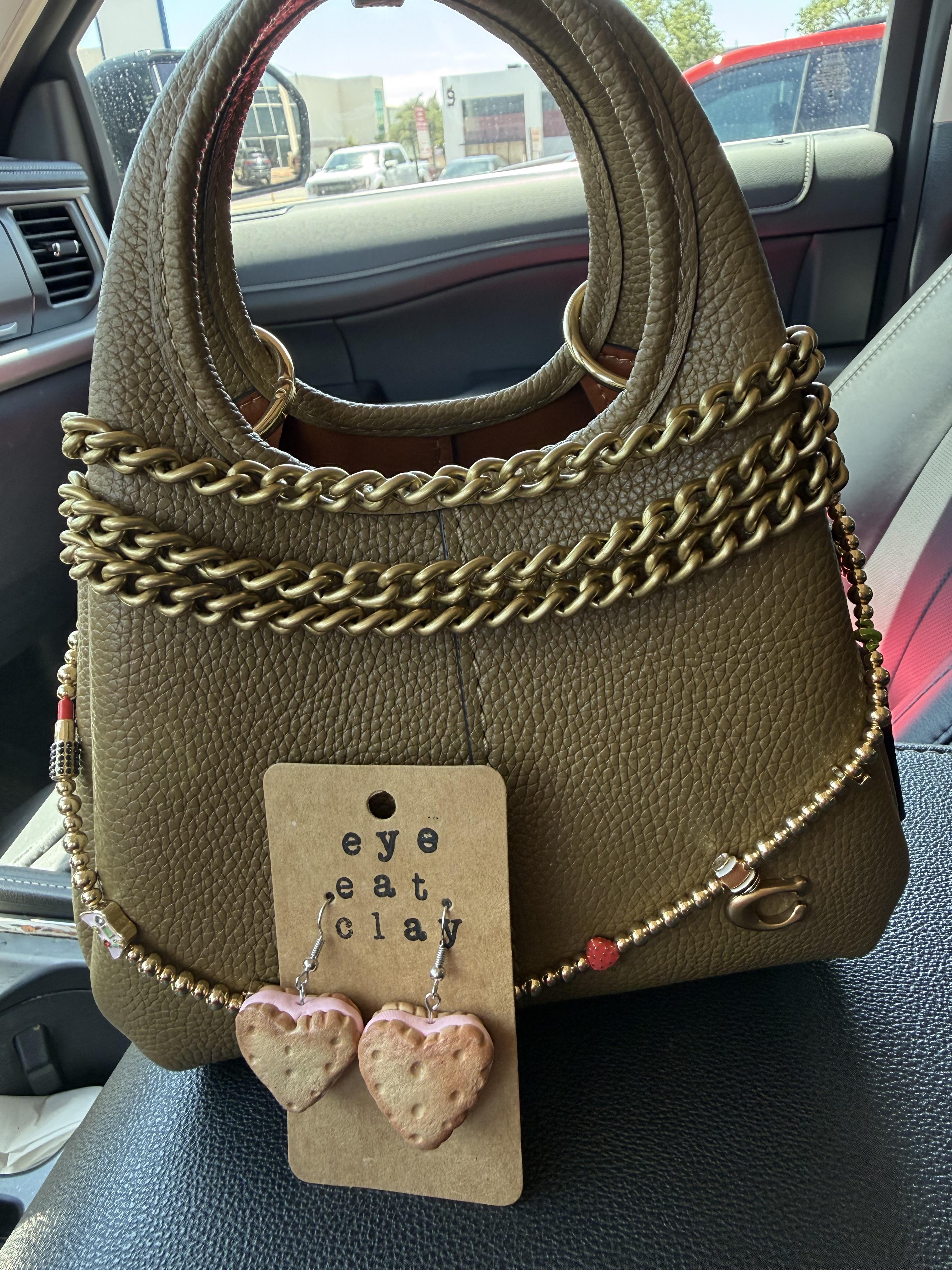 Lana Shoulder Bag 19 | Bags | Coach | COACH®