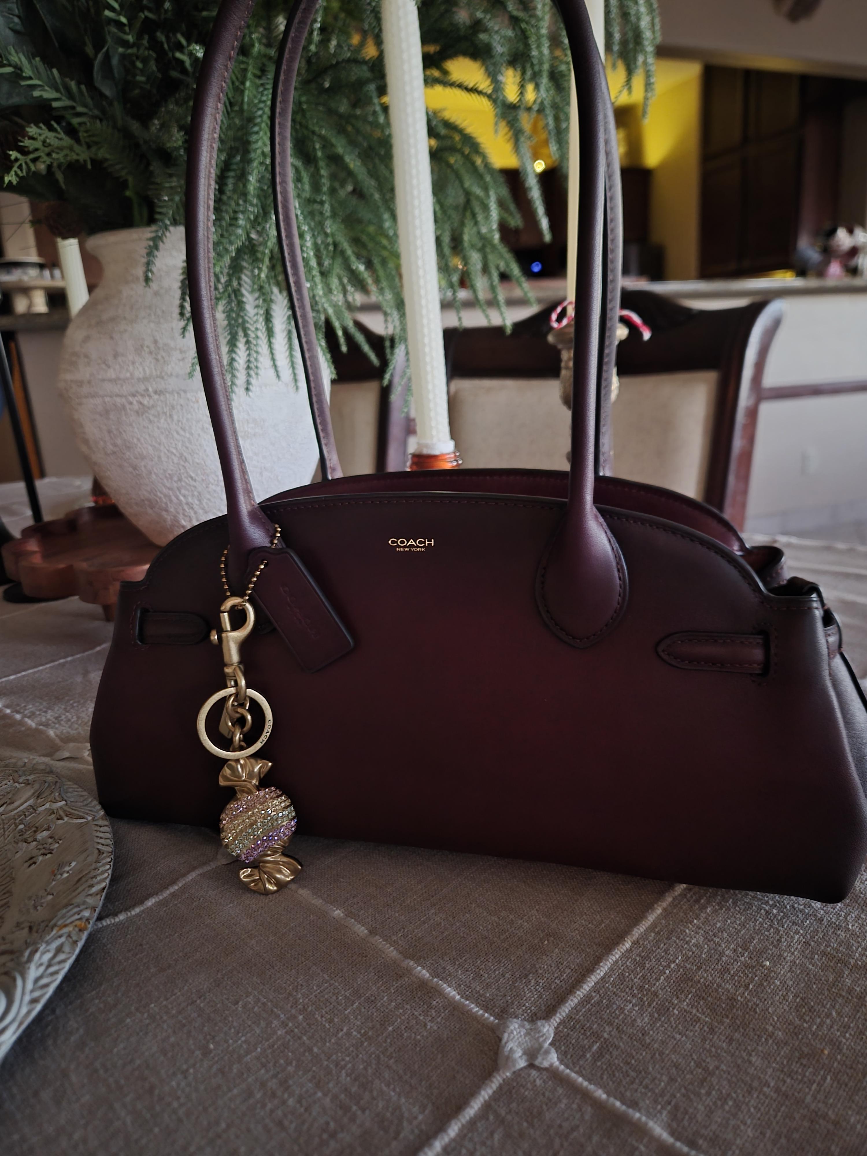 [コーチ] ダークチョコレート empire carryall 34 トートバッグ ショルダーバッグ 手提げバッグ COACH Empire Loved Leather Carryall Bag 34 | Bloomingdale's Handbags