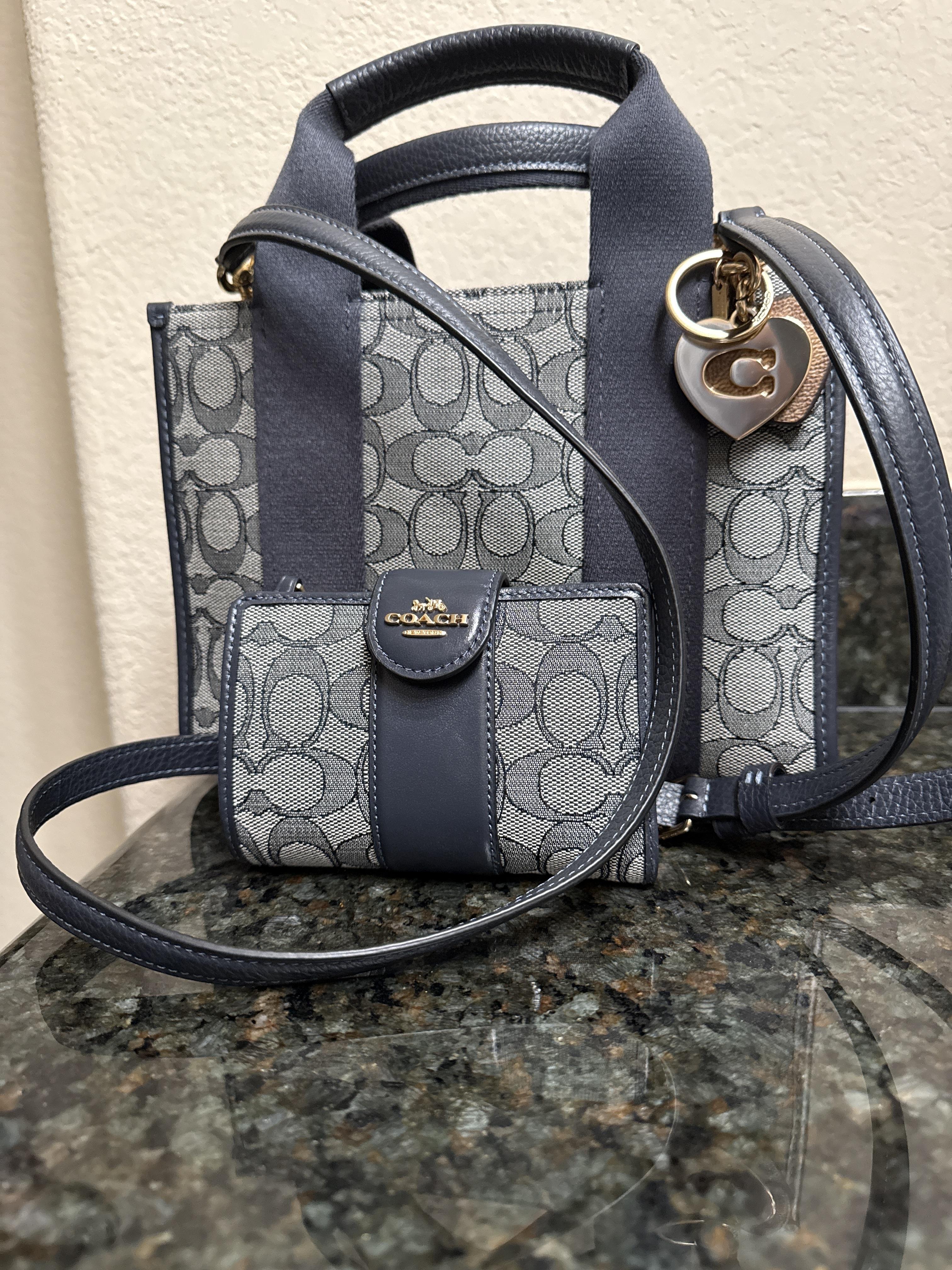coach スミストート Smith Tote Bag 24 | Bags | Coach | COACH®