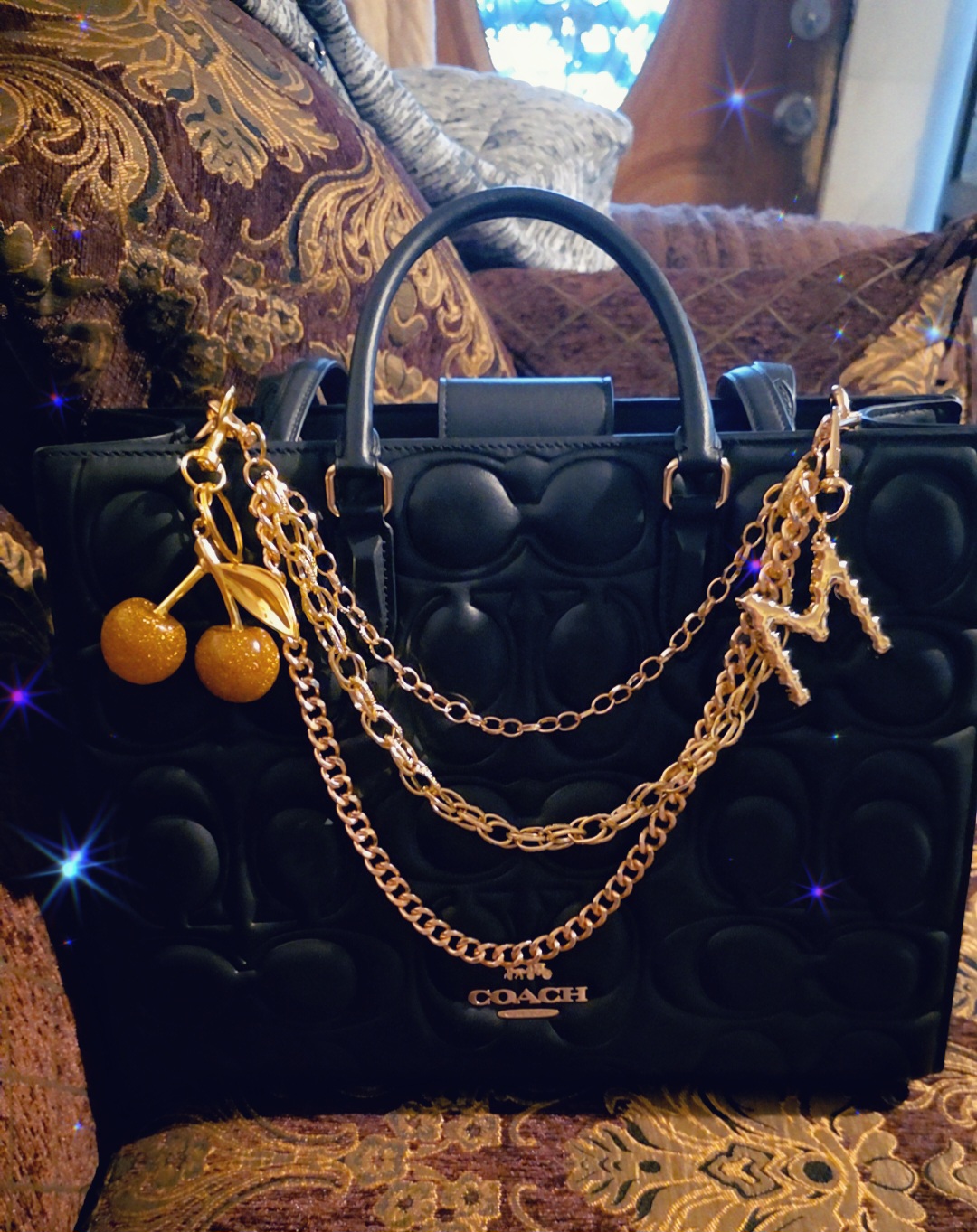 Maggie Tote Bag In Signature Leather | Bags | Coach | COACH®