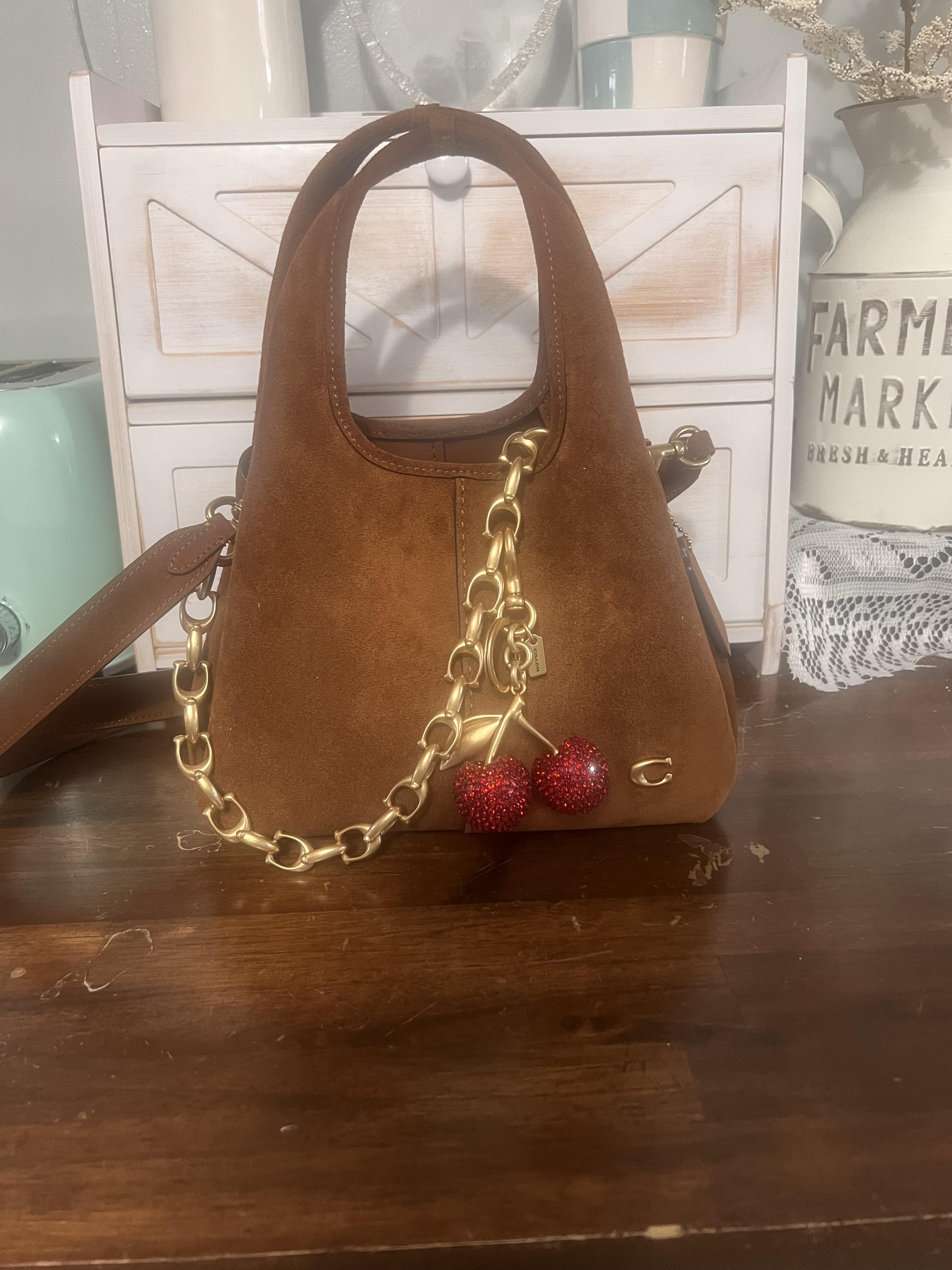 Lana Shoulder Bag 23 | Bags | Coach | COACH®